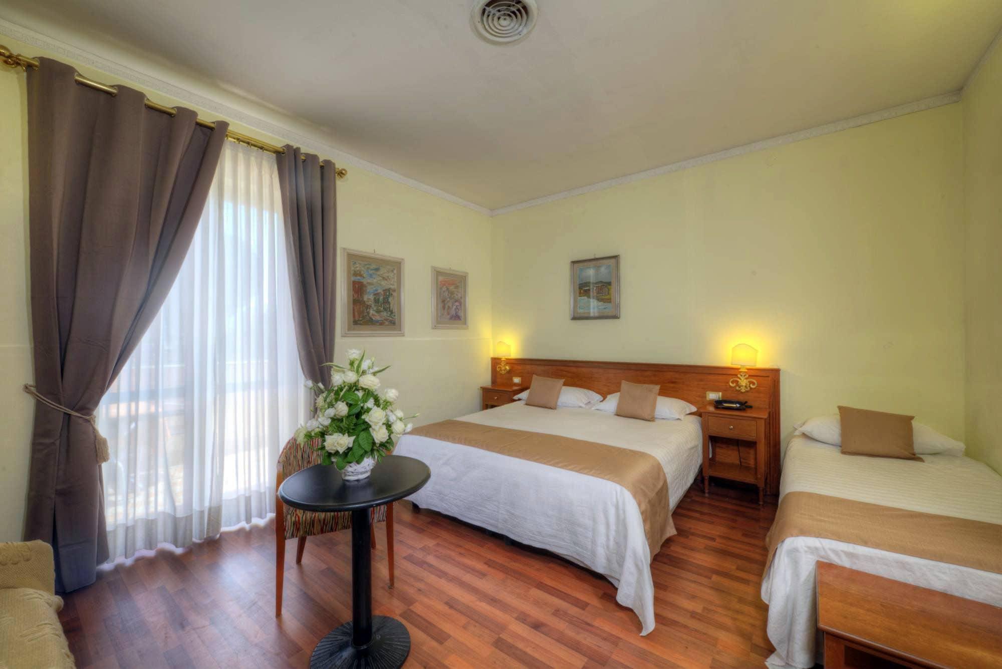 Hotel Vittoria Pompeja Zewnętrze zdjęcie