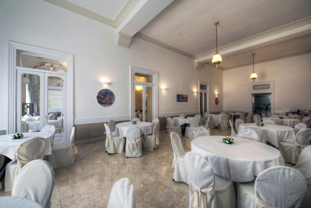 Hotel Vittoria Pompeja Zewnętrze zdjęcie